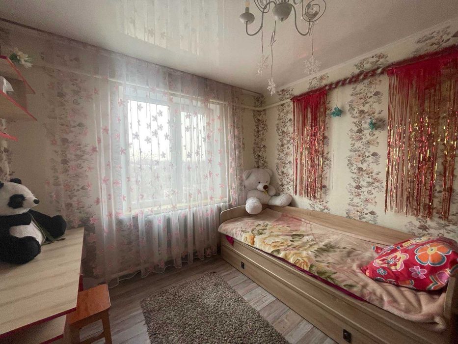 Продаю 4 кімнатну квартиру. Полігон, 8 км від міста.