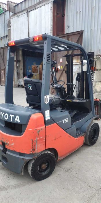 Дизельний навантажувач TOYOTA 2019р