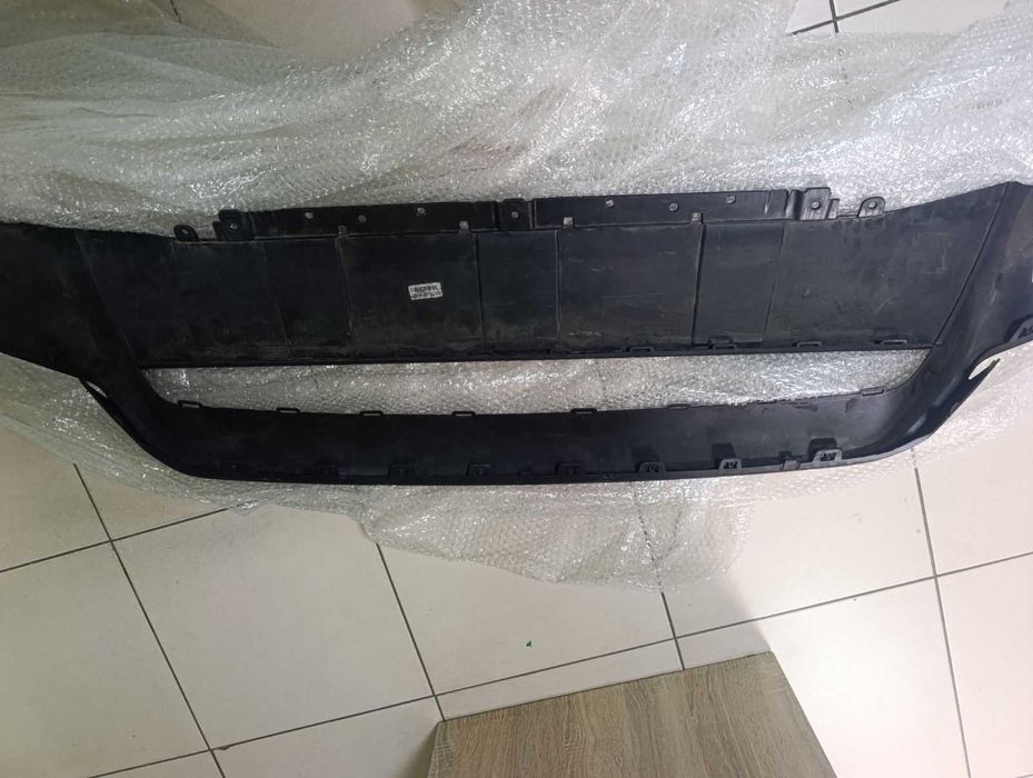 спойлер переднього бампера Porsche Cayenne III 3  LIFT 9Y0  9Y0807061E