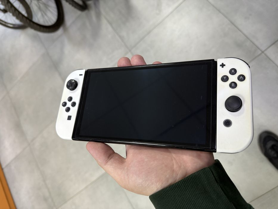 Nintendo Switch Oled heg-001