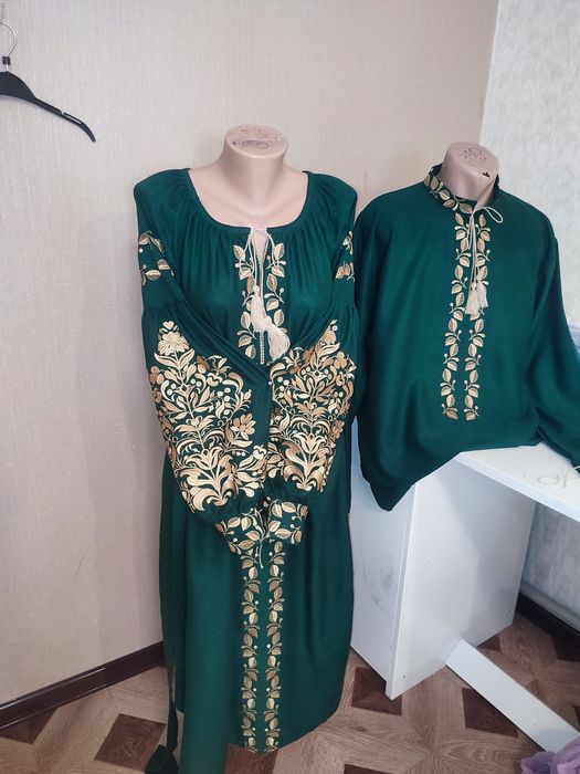 Шикарні  вишиті плаття