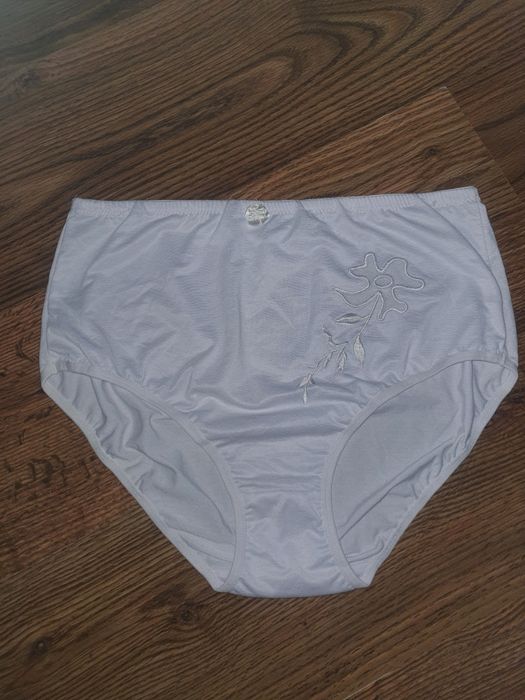 Figi majtki damskie białe XXXL vintage