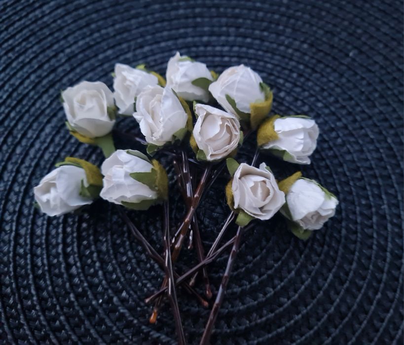 Kremowe róże, papierowe,komunia,ślub