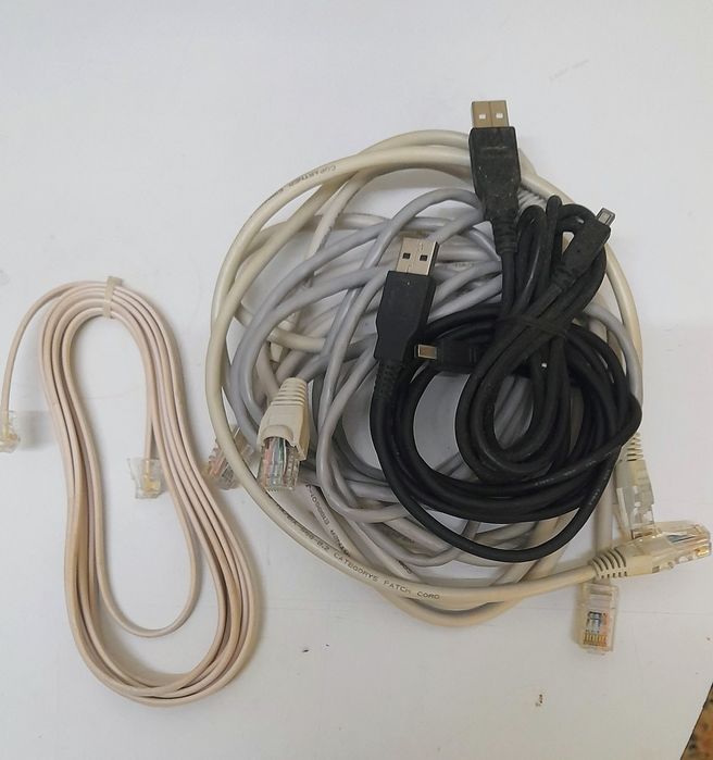 Cabos diversos de rede, Usb, rita , etc - Bom estado