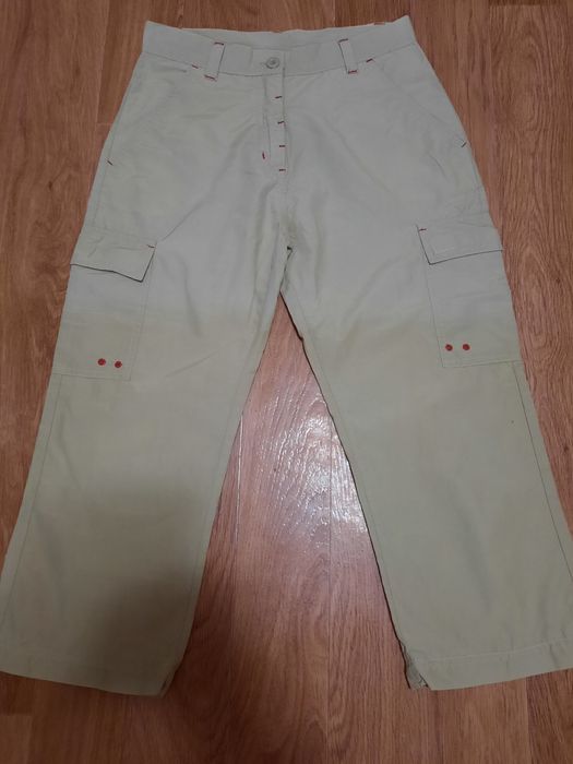 Продам брюки бежевые.