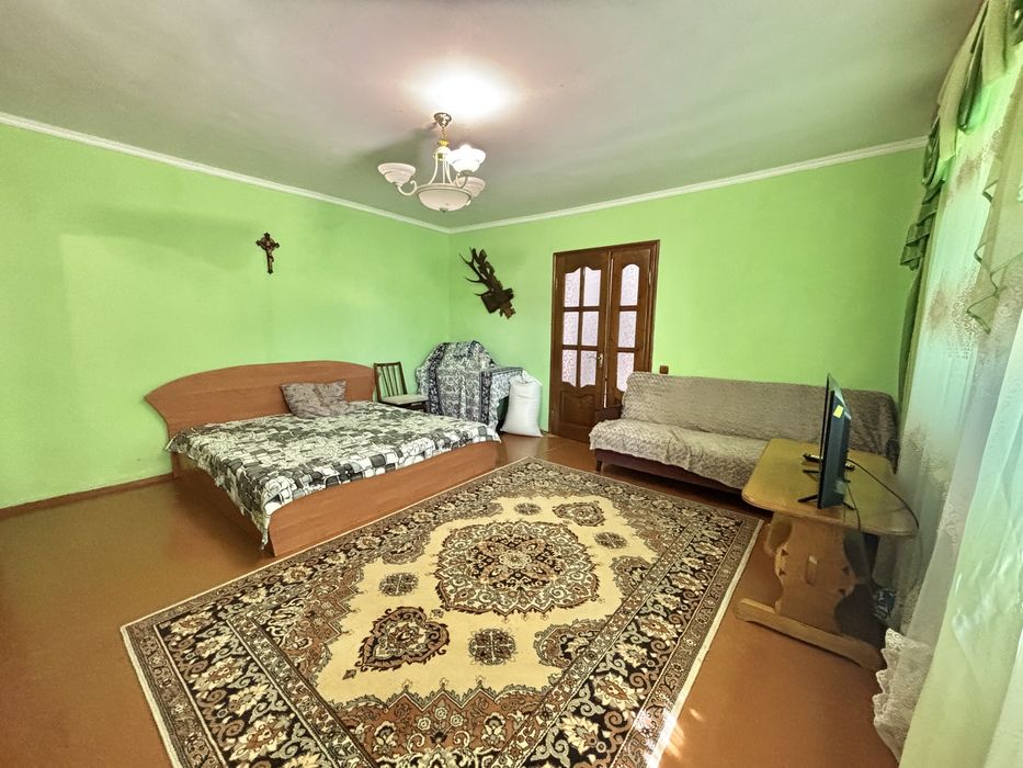 Продається будинок 110м.кв. Ділянка 9 соток. Тисменичани. Школа. Садок. Газ. Світло. Вода