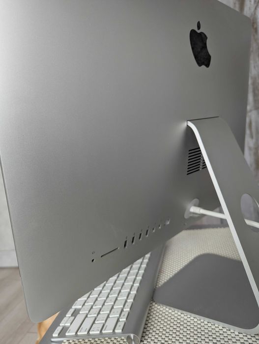 Apple iMac A1418 повний комплект
