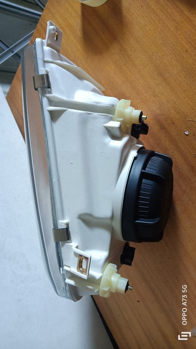 Farol VW vento ótica 1992 óptica Esq