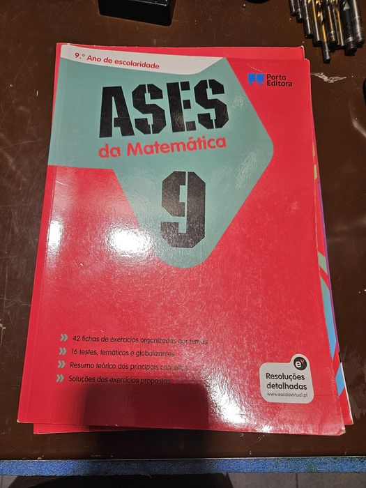 Livros escolares 9°ano