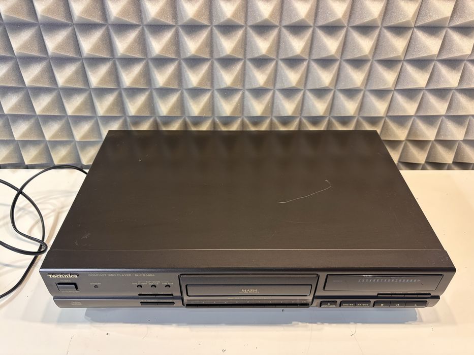 Odtwarzacz CD Technics SL PG 580 A + pilot