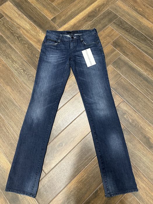 Нові прямі джинси за ціною Zara