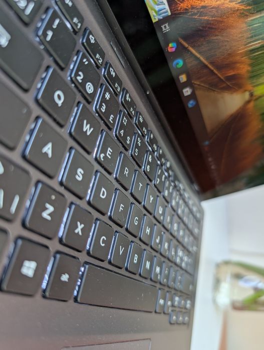 Ноутбук Dell Latitude 5300 2-in-1/i5-8265U/8/256/13.3/FullHD/IPS/Touch