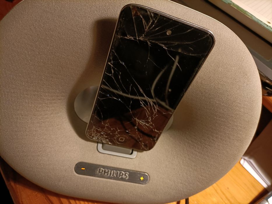 iPod Dock Philips430763369940264961
