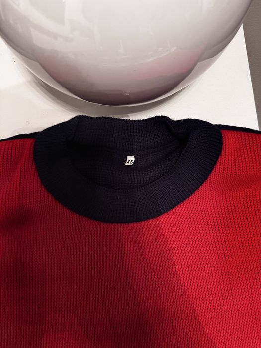 Sweter świąteczny XS. Nowy. Granatowo czerwony.