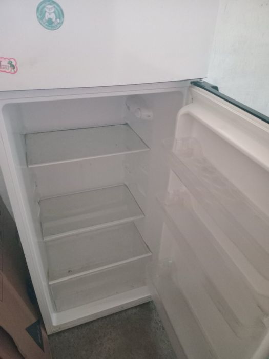 Холодильник продам