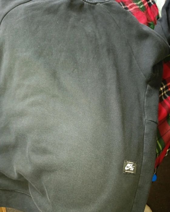 Sprzedam Bluzę NikeSb L