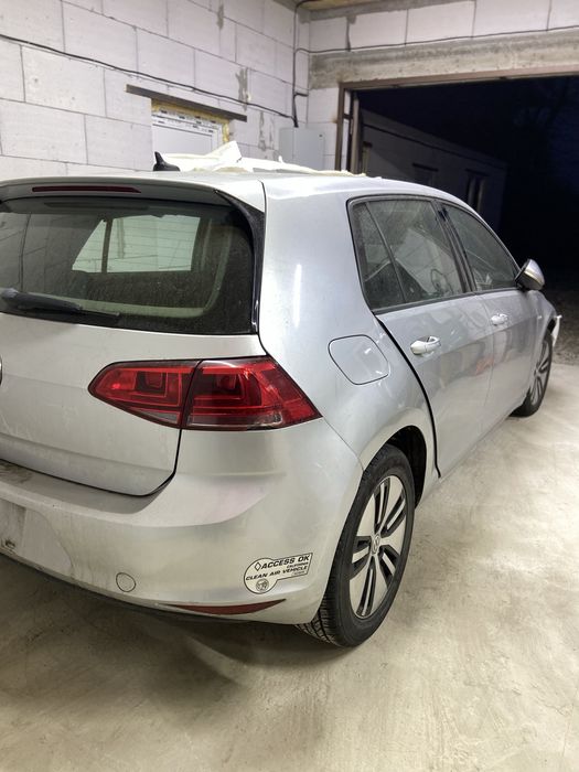 розбір 2016 Volkswagen E-Golf, SE