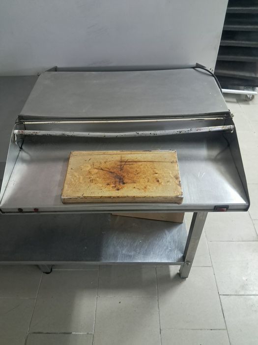 Máquinas e acessórios profissionais de padaria e pastelaria