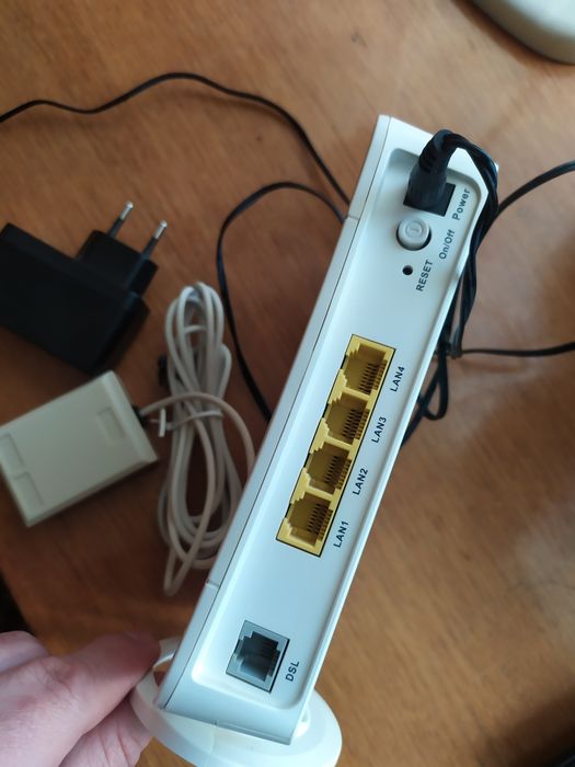 Роутер Innbox v44