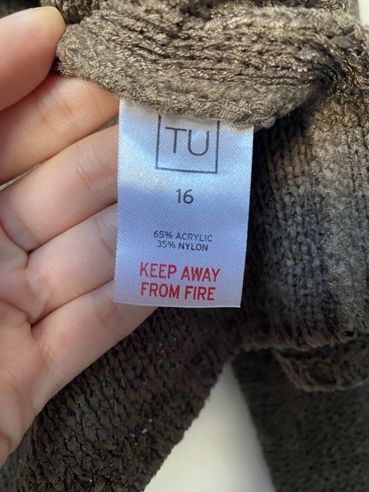 Zapinamy kardigan TU