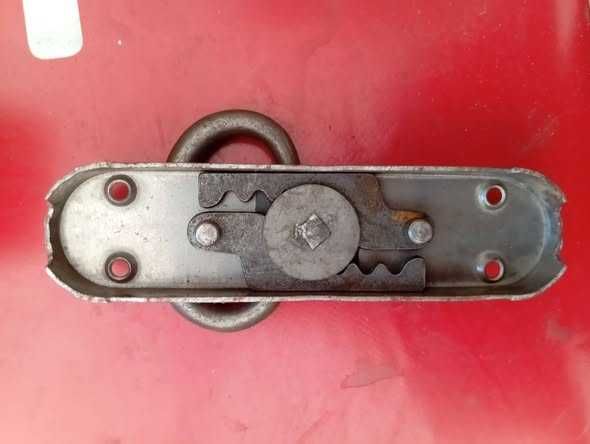 Uchwyty do mebli metalowe  Szerokość: 14cm
