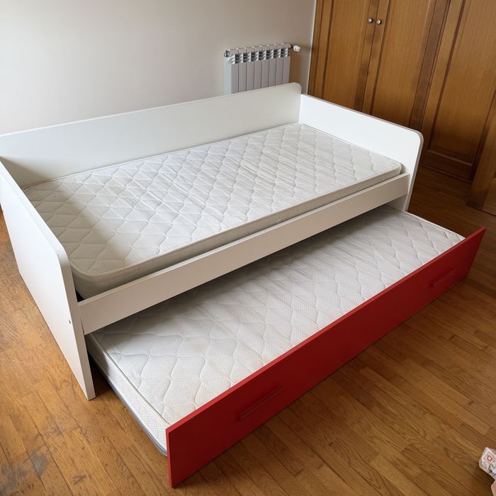 Cama Dupla com Colchōes