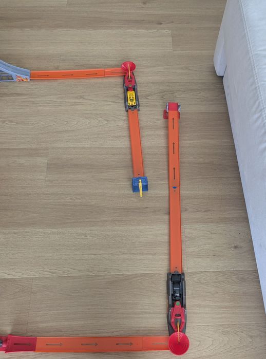Hot wheels mega zestaw + autka