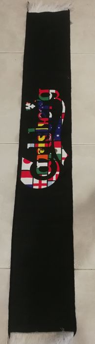 Cachecól Carlsberg com as bandeiras dos Países