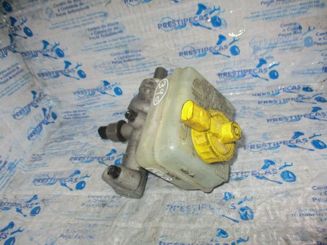 Bomba central dos travões AUDI A3 (8L1)