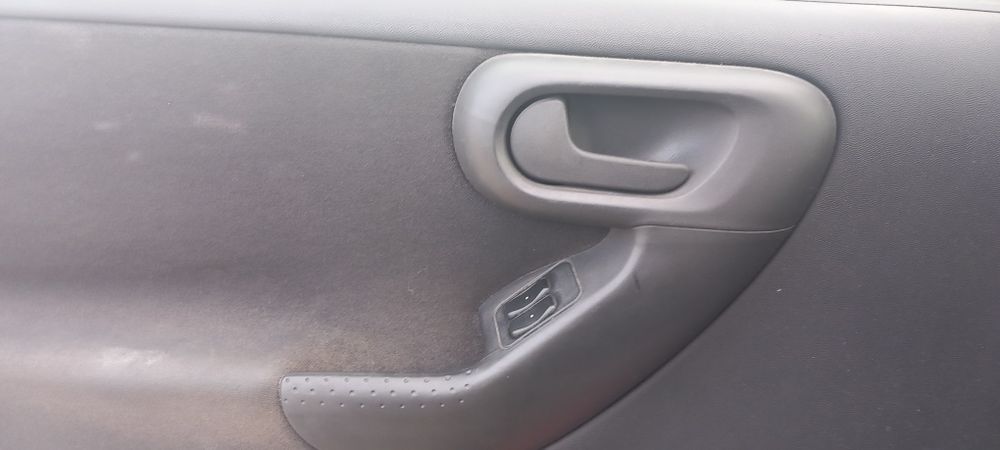 Opel Corsa C 1.3cdti 2004