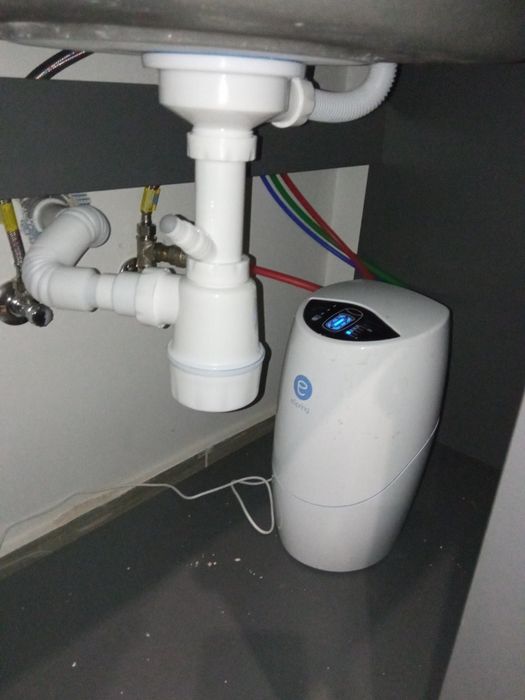 Сантехнік.Прочистка каналізації труб.Послуги сантехніка ремонт аварійн