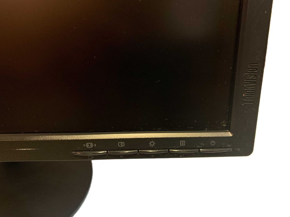 Monitor Lenovo ThinkVision T2224p LED