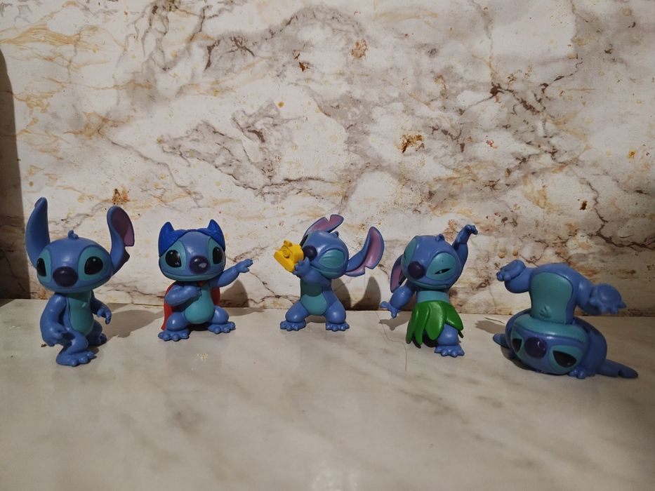 Комплект  из пяти фигурок Стич  Stitch Disney оригинал!!!