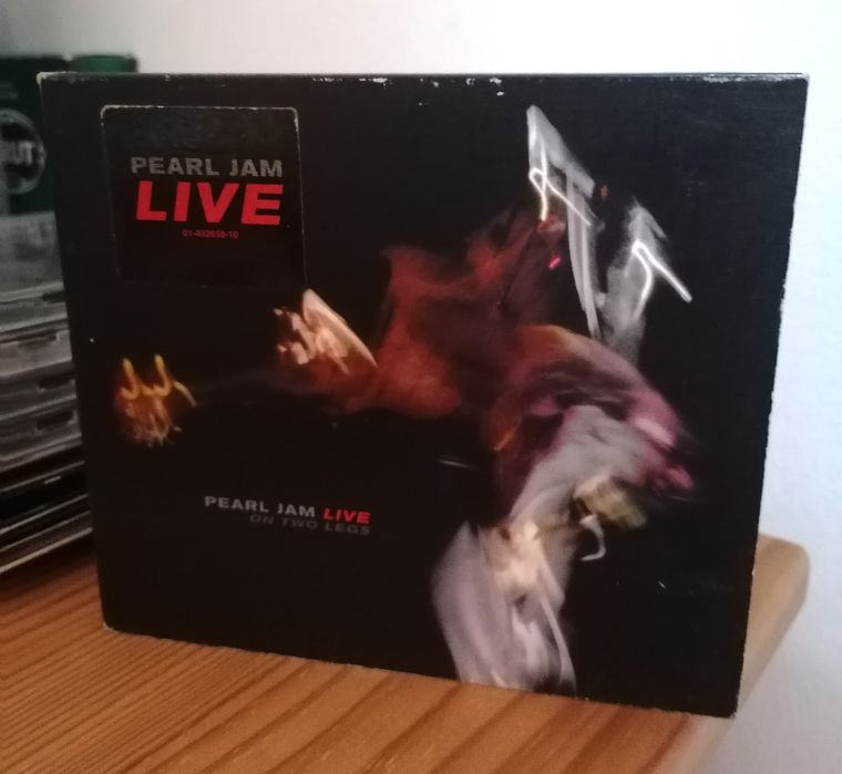 Pearl Jam - Live On Two Legs (Digipack)