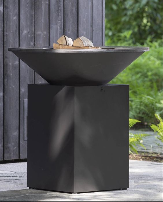Rezerwacja Grill ogrodowy / palenisko OFYR Classic 100 komplet z akcesoriami