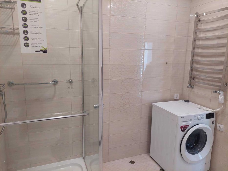 ПРОДАЖ 2 кім. квартира 77 м. кв. вул Крушельницької м. Трускавець