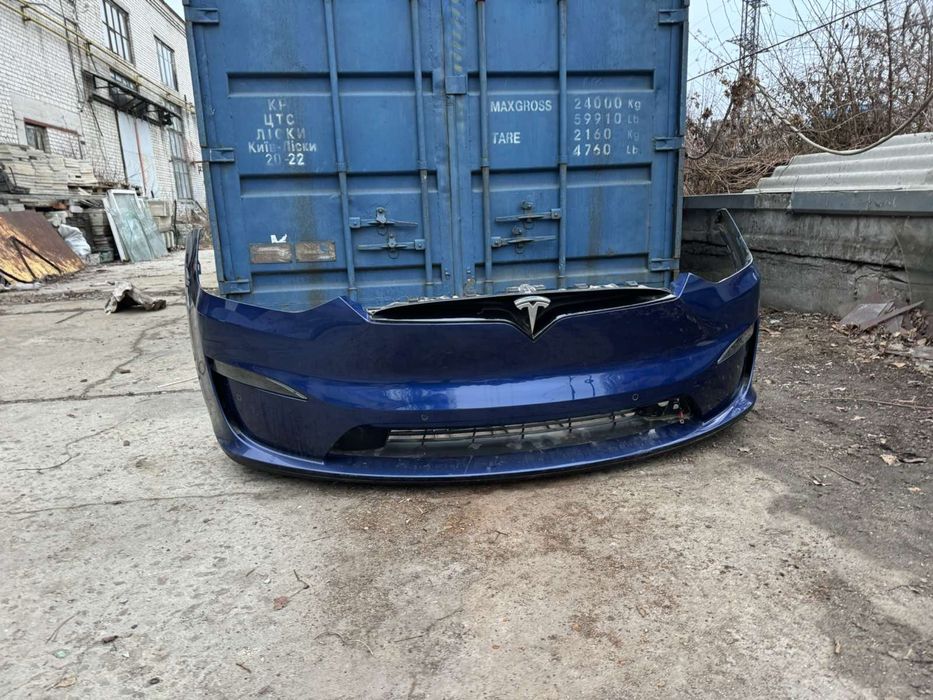 Бампер передній Tesla Model X plaid  2022+