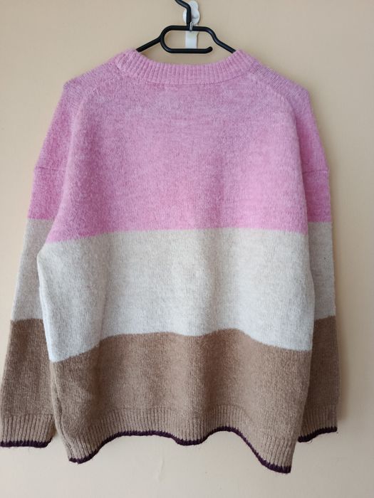 Sweter damski w kolorowe paski z domieszką wełny ML