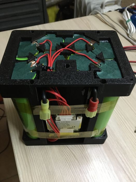 Акумуляторна батарея LiFePo4 15ah 24v (AGM 2х9 Аг кислотні)