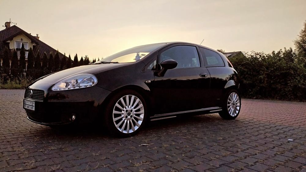 Lancia Ypsilon Fiat Punto 1.9 JTD