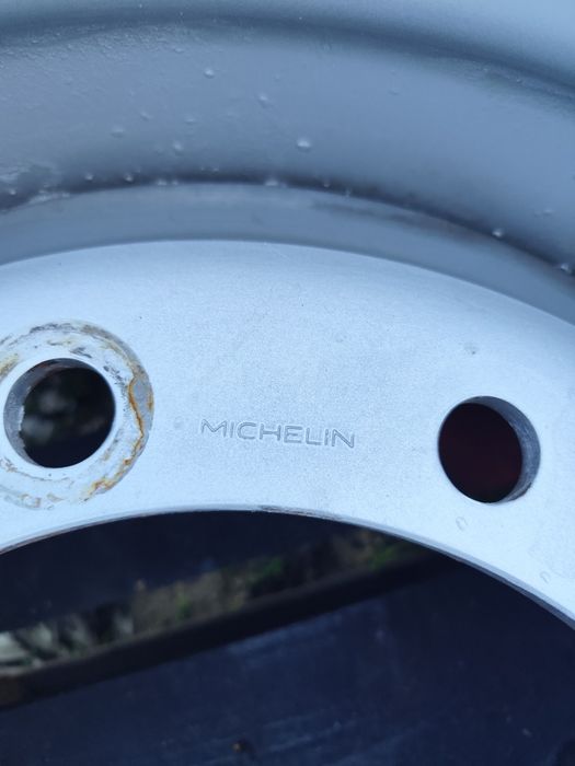 Jantes semi reboque 14.00x22.5 e 13.00x22.5