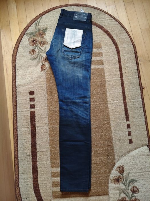 Нові джинси Zara