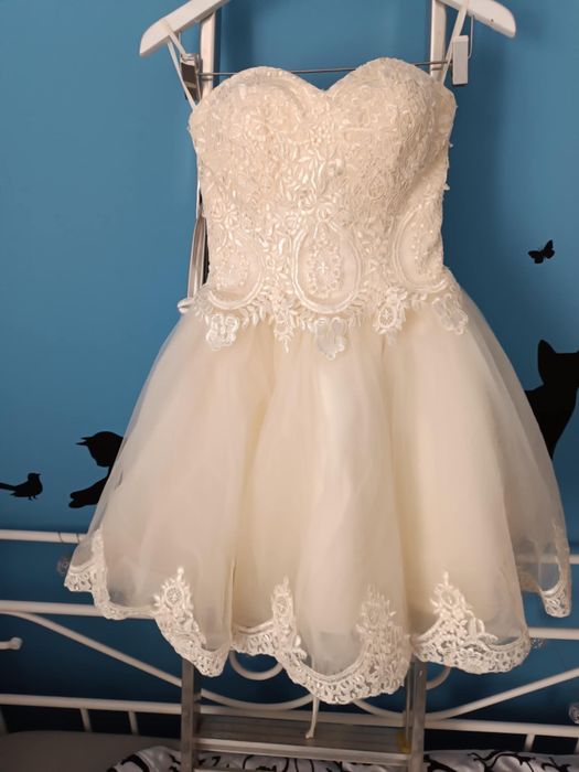 Gorsetowa sukienka ślubna