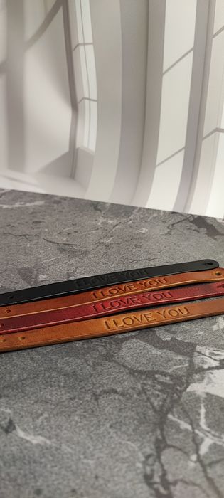 Подарунок до дня закоханих, парні шкіряні браслети