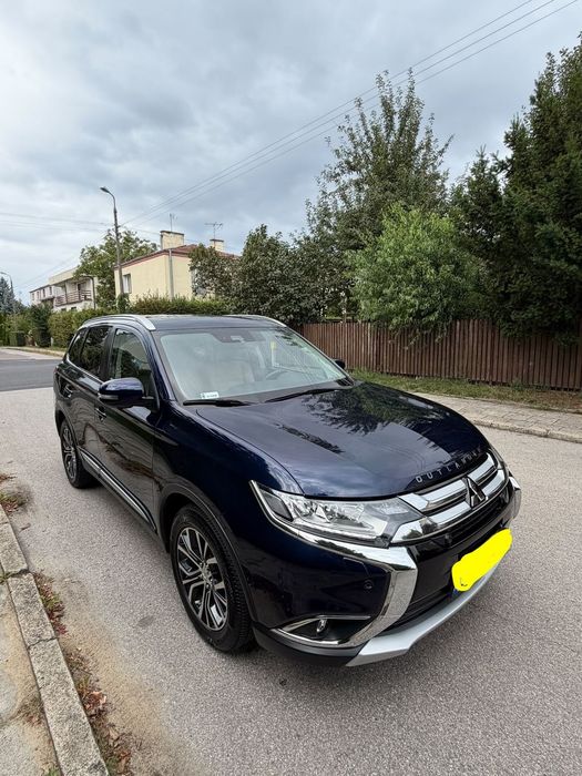 Mitsubishi Outlander Pierwszy właściciel, stan idealny, nowe opony letnie Continental(2026)