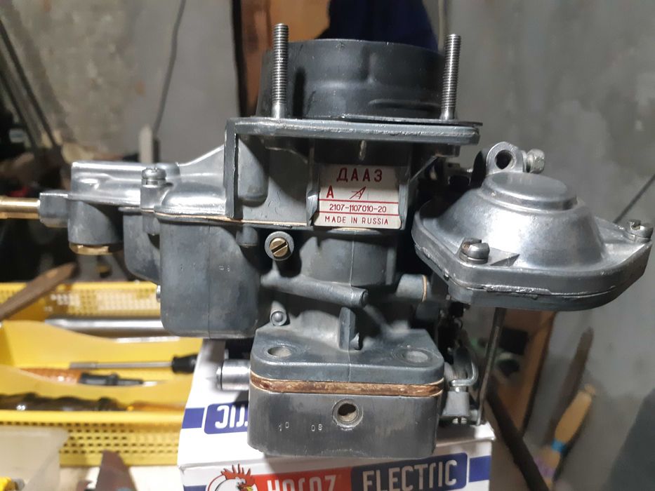 Продам карбюратор ДААЗ 2107.  ДААЗ 2105       Димитровград.