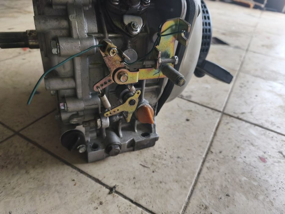 Silnik Yanmar L70AE-DEVBO