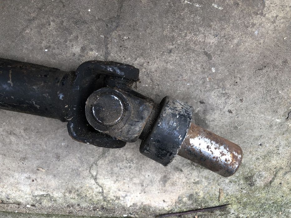 Кардан карданний вал газ 21