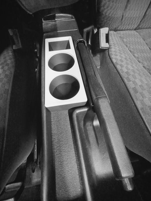 Uchwyt na kubki organizer Mercedes 190 W201