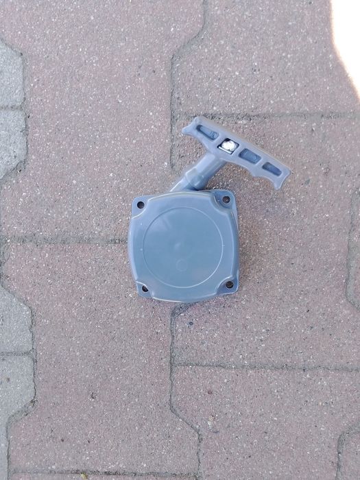 Szarpak do kosy spalinowej